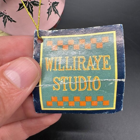 Williraye Snowdancing Little Girl 2001 Winter Skating Figurine Snowflake Vintage - Picture 8 of 10